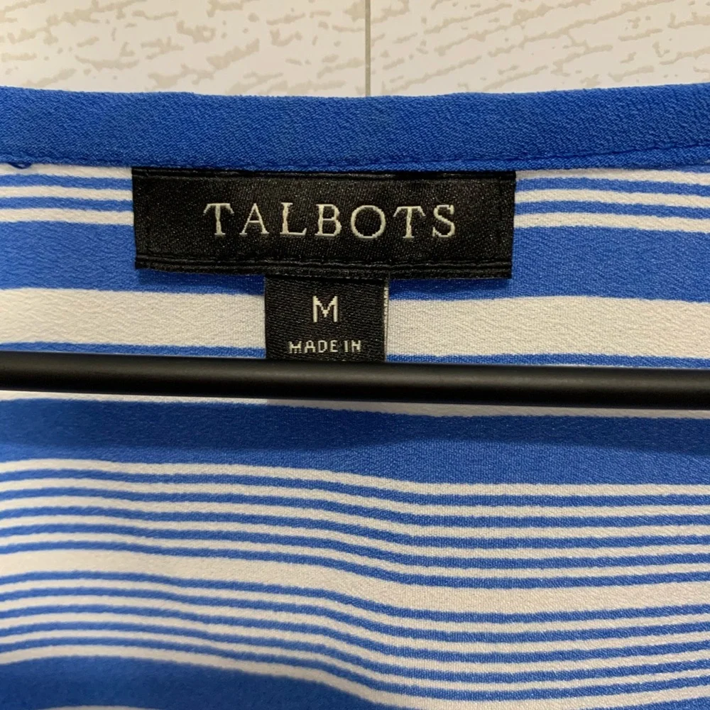 Talbots Medium Top - Picture 2 of 8